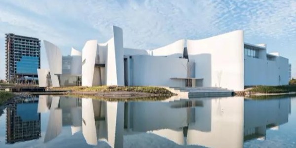 普利茲克建筑大師的浪漫杰作，混凝土竟然也能“此刻盡絲滑”？