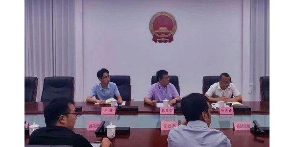 貴陽院遇見中江縣！不吃又不喝，經(jīng)濟(jì)要滑坡——中江表妹