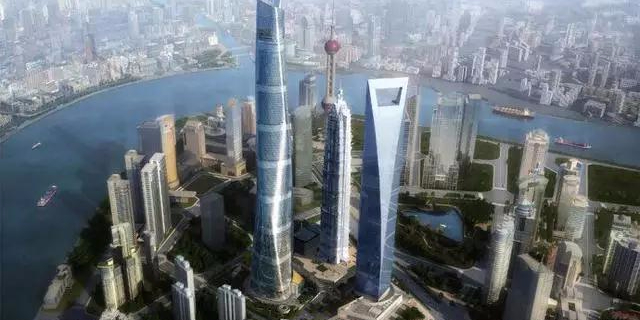 中國第一高樓再次被刷新：總高677米，中國第一，世界第二